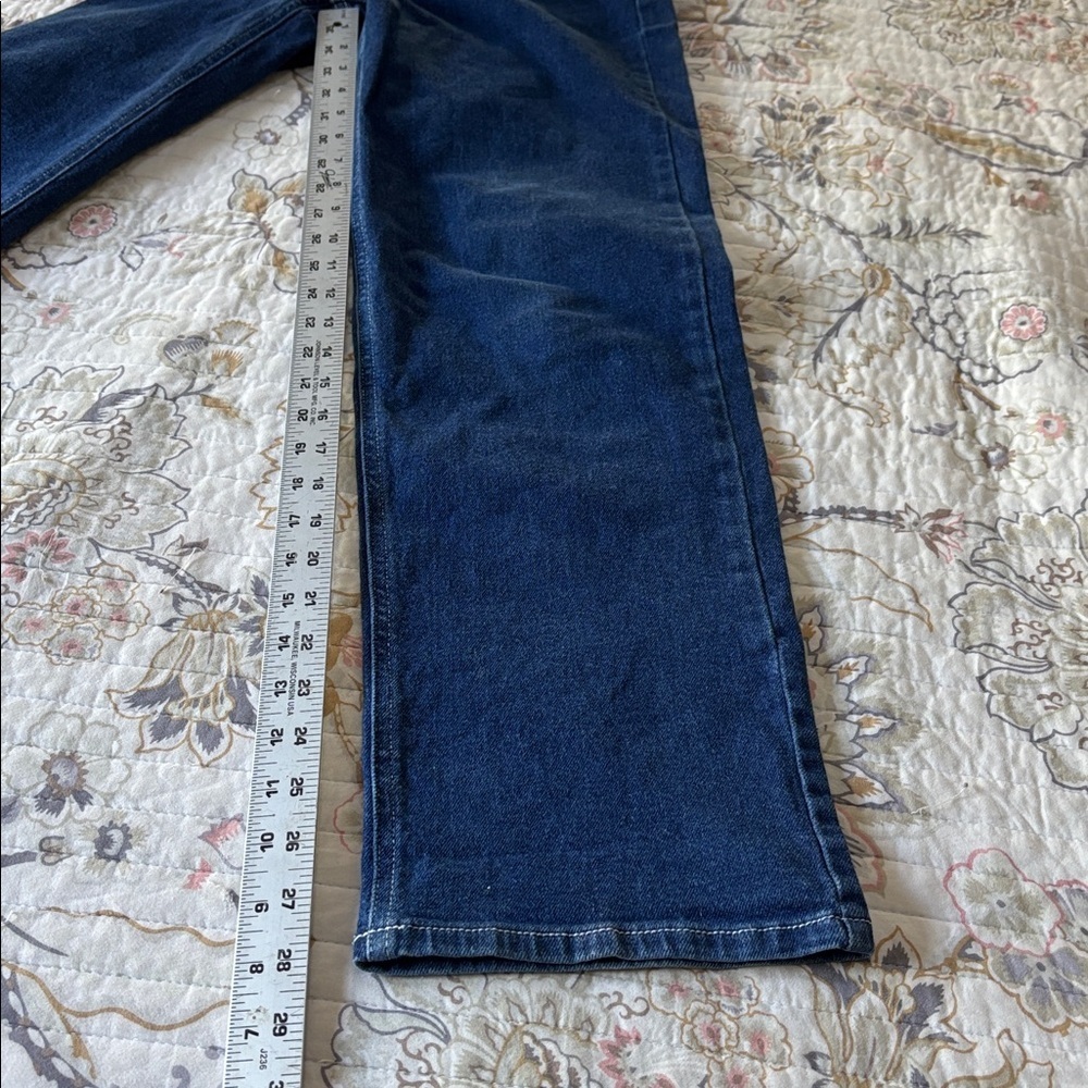 NWOT Straight Leg Target Classic Blue Women’s Jeans - Picture 6 of 9